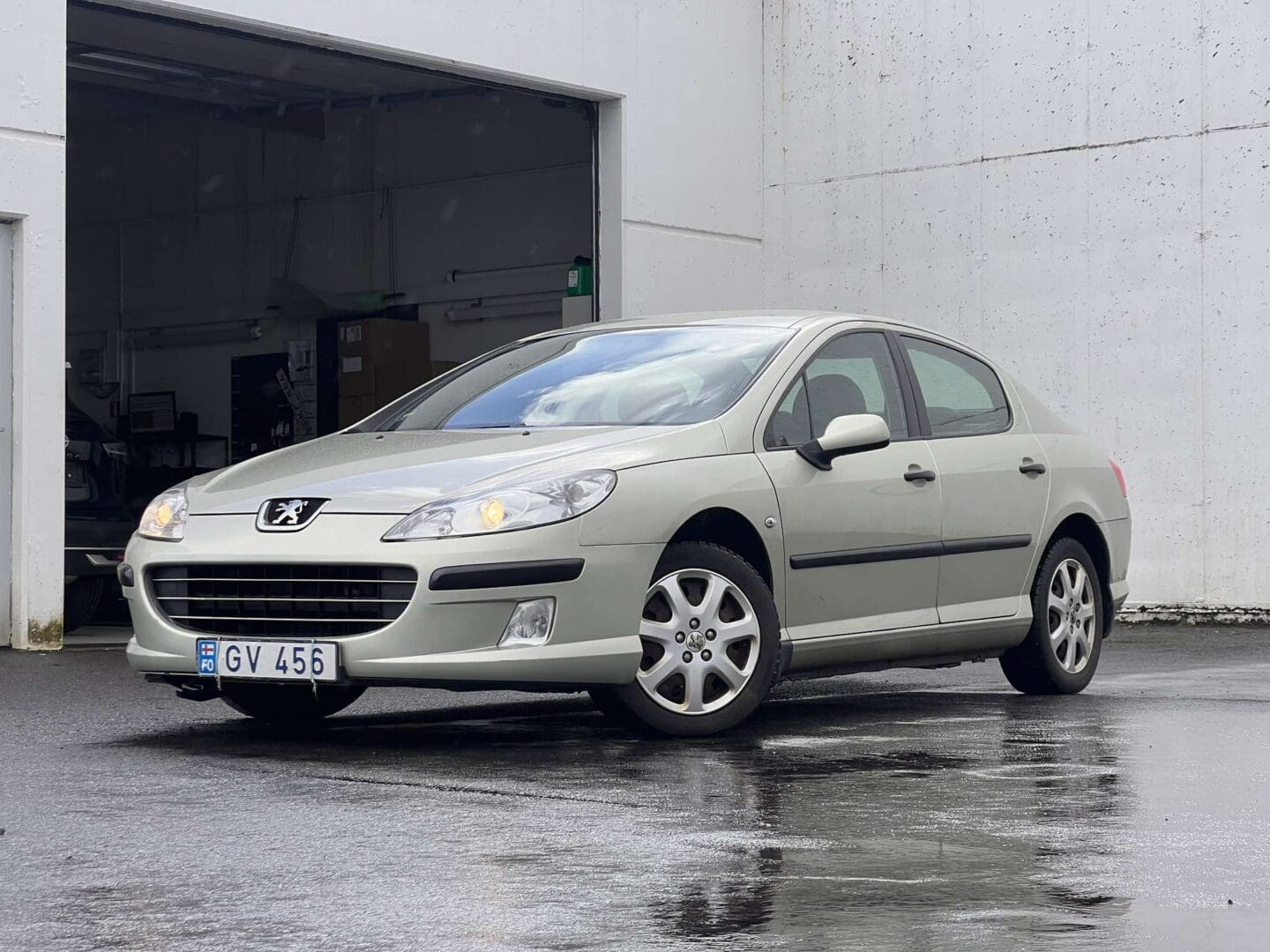Peugeot 407